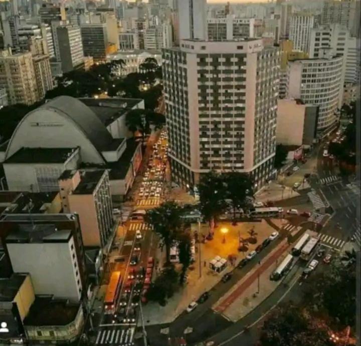 Apart Luxo No Centro Com Hidromassagem Daire Curitiba Dış mekan fotoğraf